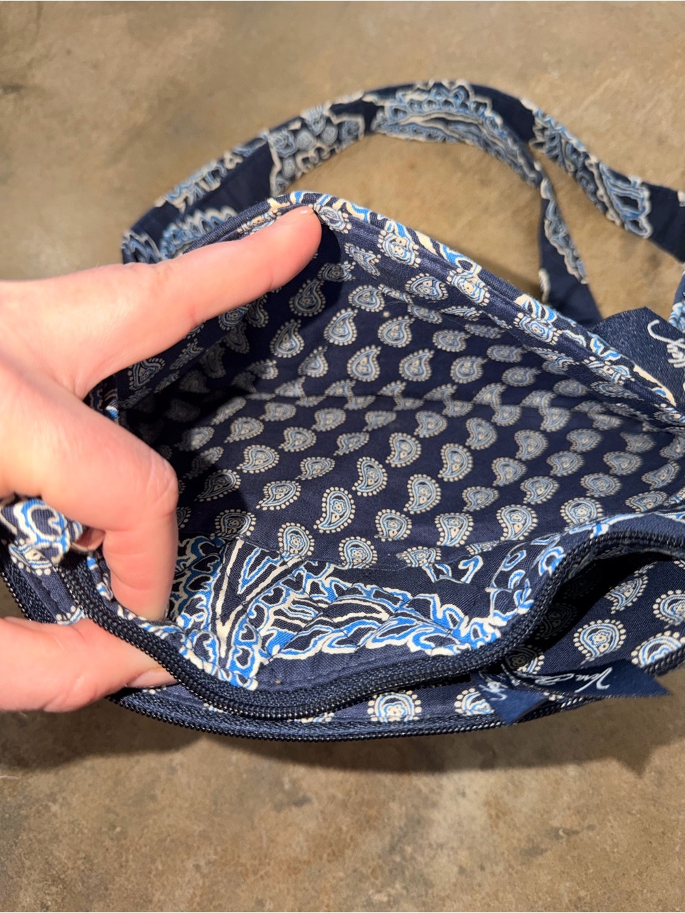 Vera Bradley RFID Little Hipster Navy Paisley Quilted Crossbody Bag - Picture 5 of 10